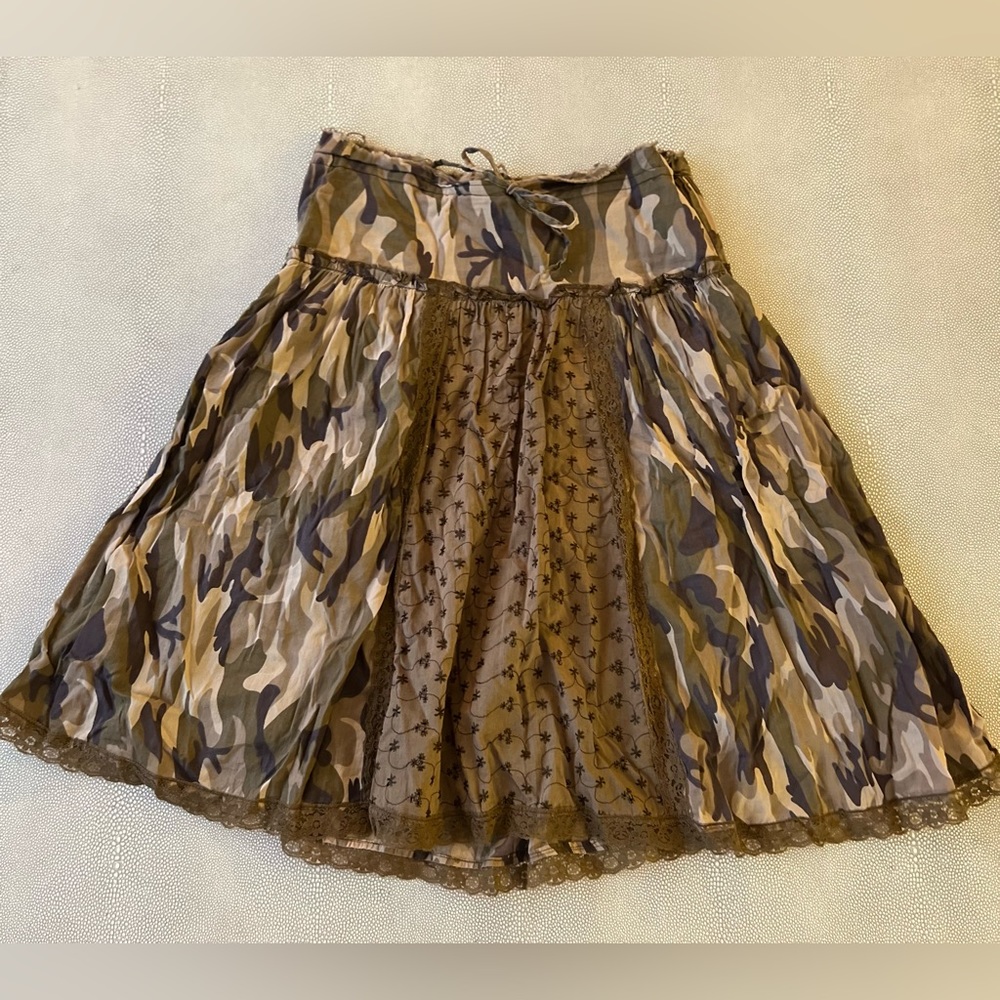 Camo Lace Panel Midi Skirt Size Medium